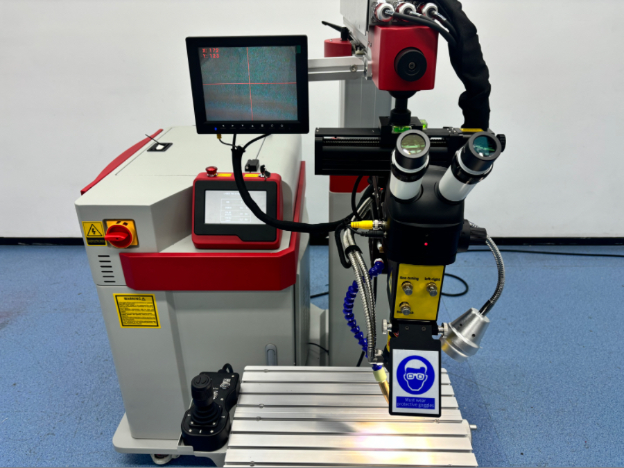 Análise das tendências de aplicação de máquinas de solda de moldes a laser na indústria de baterias de lítio!