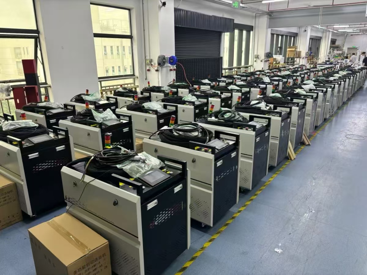 Por que nossas máquinas de solda se adaptam perfeitamente ao mercado americano? Soluções localizadas para uma produção eficiente!